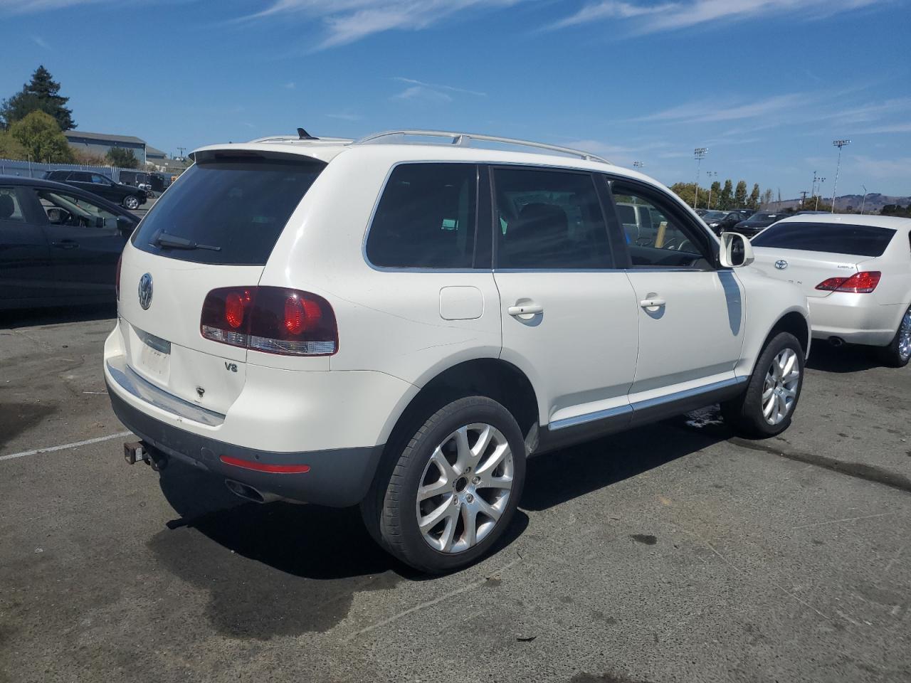 2008 Volkswagen Touareg 2 V8 - Фото 3