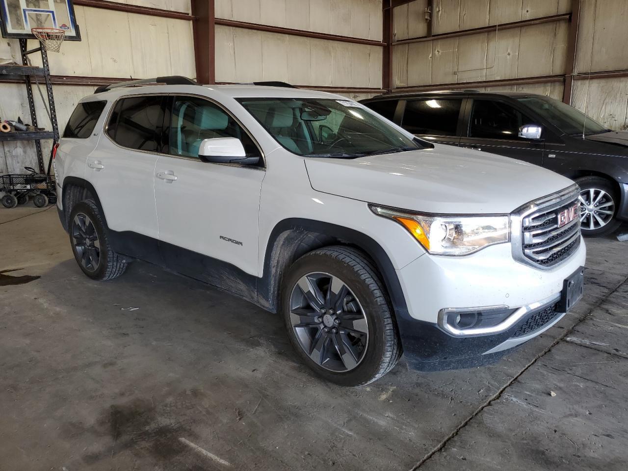 2019 GMC Acadia Slt-2 - Image 4