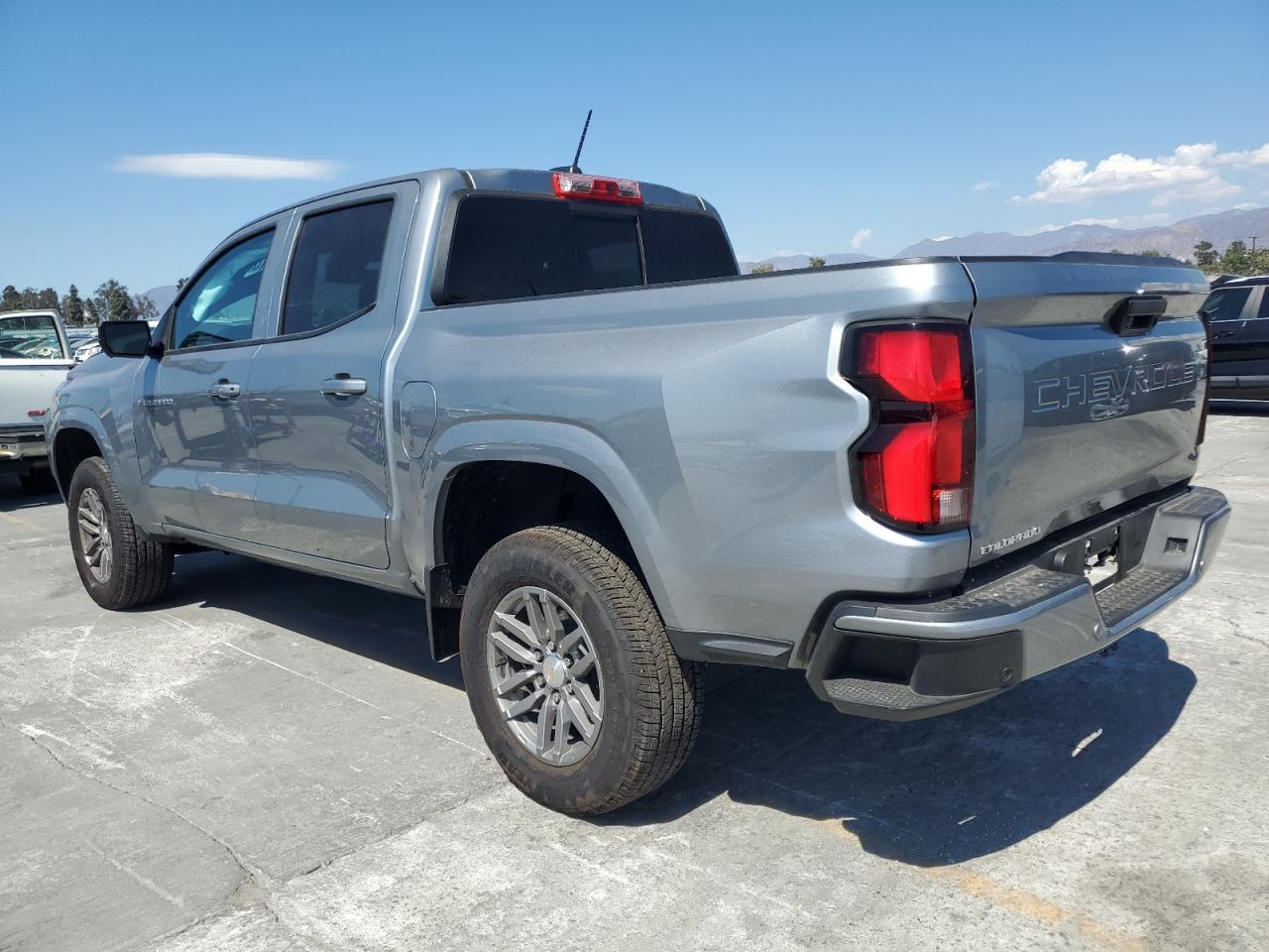 2025 Chevrolet Colorado Lt - Фото 2