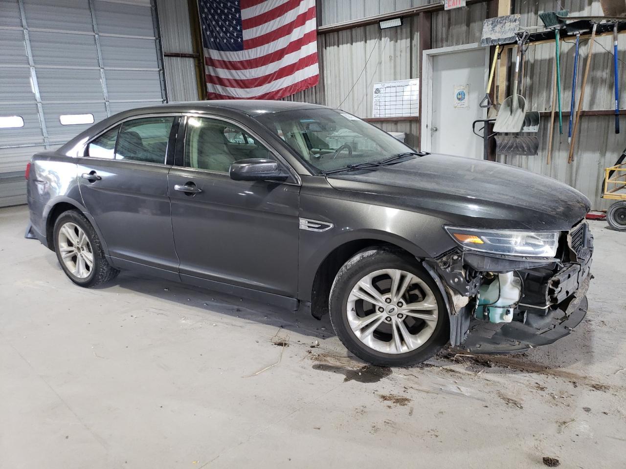 2017 Ford Taurus Sel - Фото 4