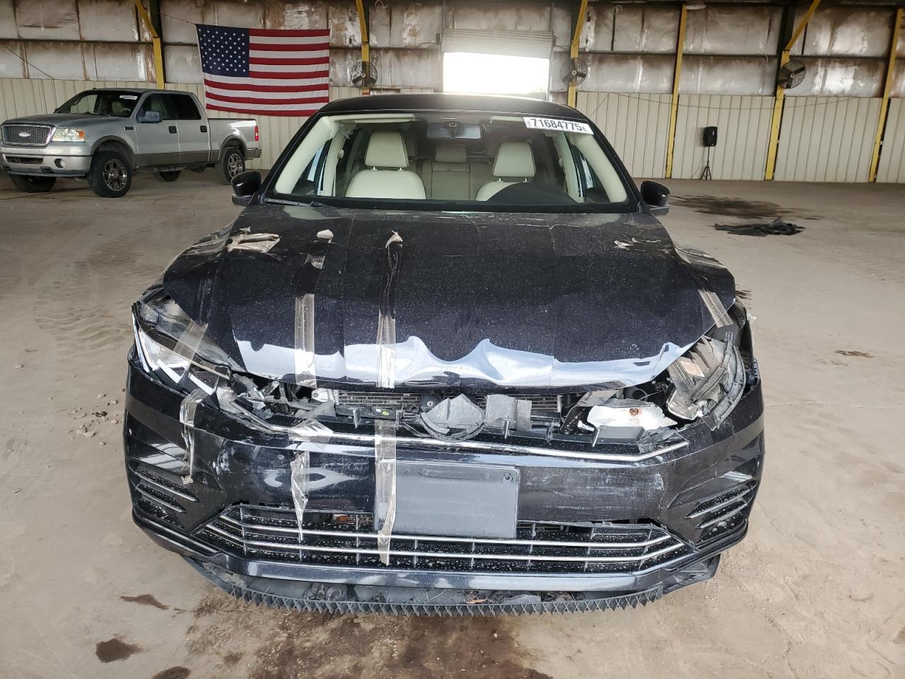 2018 Volkswagen Passat S - Image 5