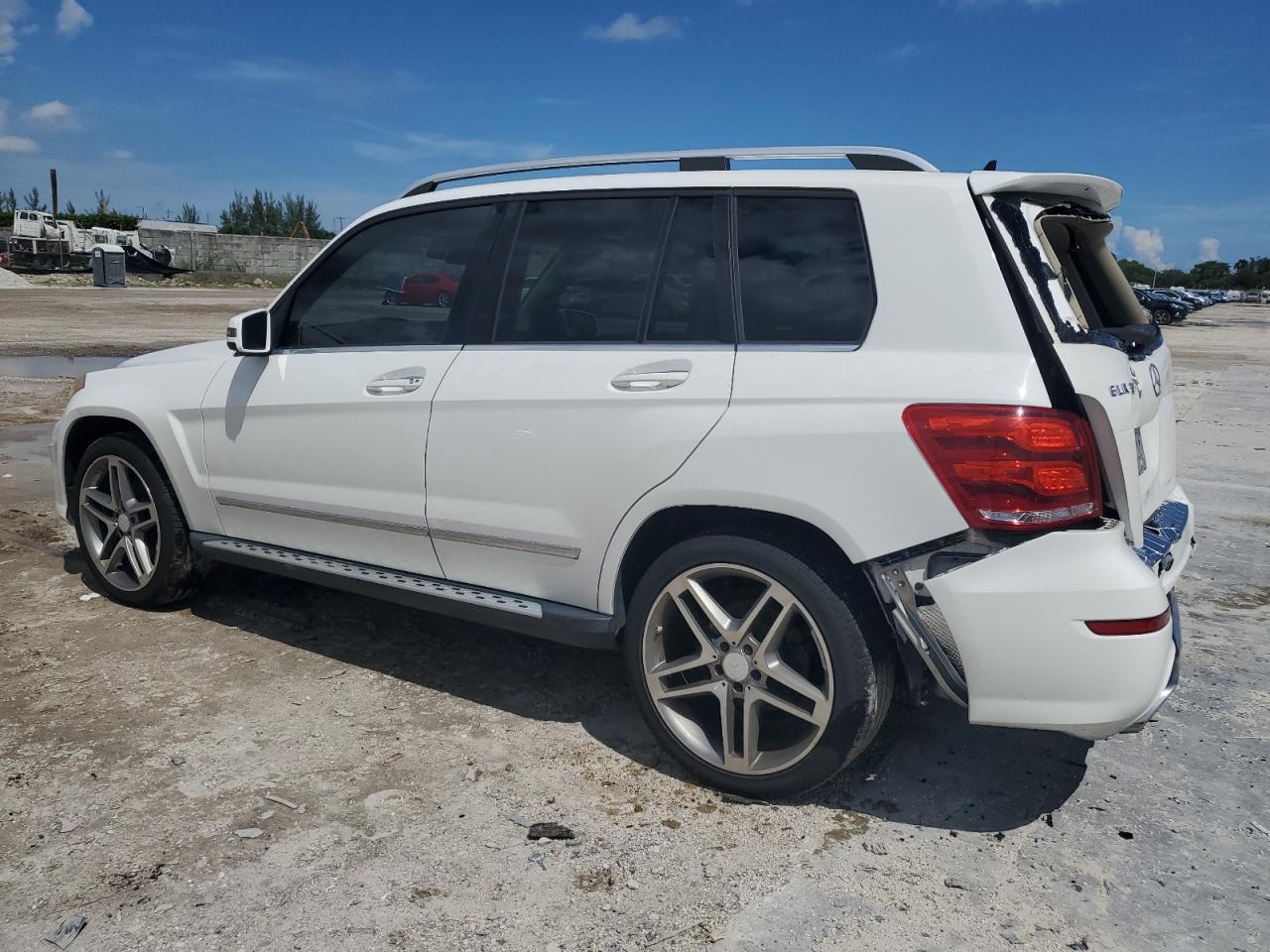 2013 Mercedes-Benz Glk 350 - Image 2