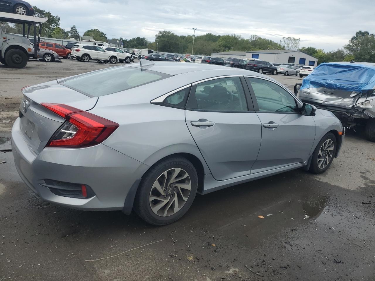 2017 Honda Civic Ex - Фото 3