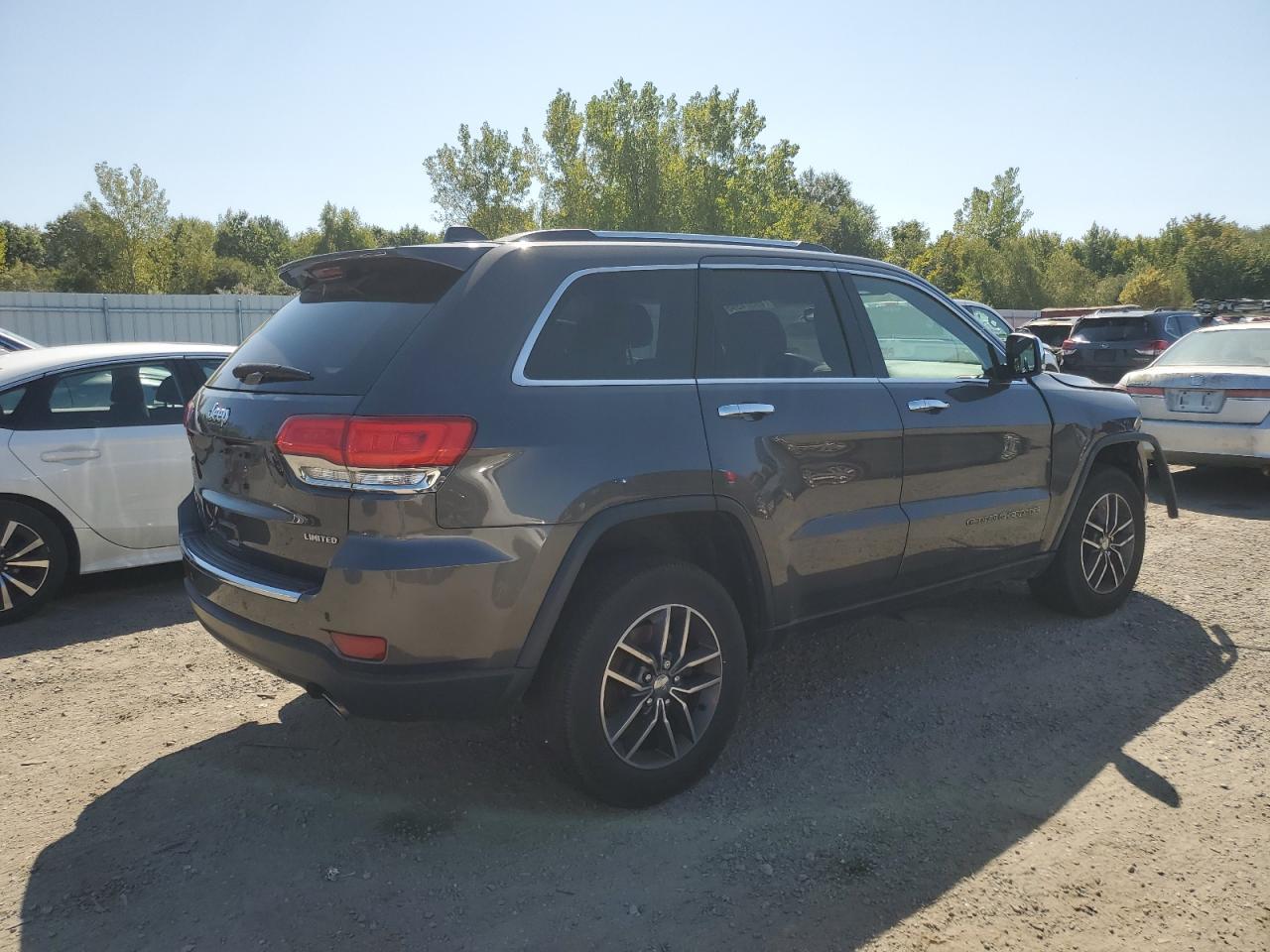 2017 Jeep Grand Cherokee Limited - Фото 3
