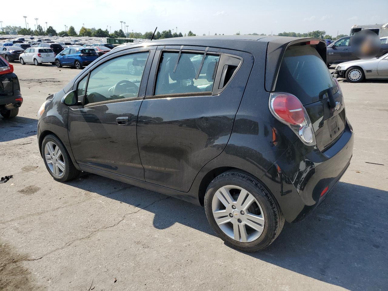 2015 Chevrolet Spark Ls - Фото 2