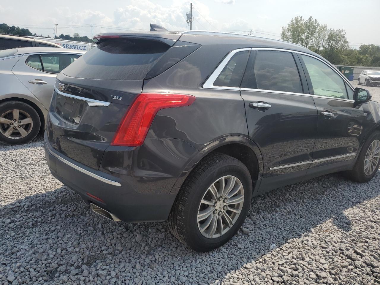 2017 Cadillac Xt5 Luxury - Фото 3