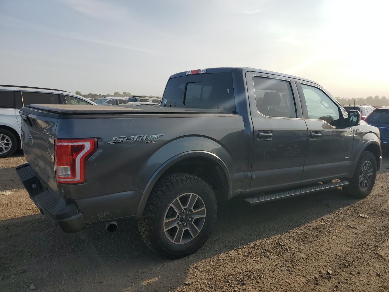 2016 Ford F150 Supercrew - Фото 3