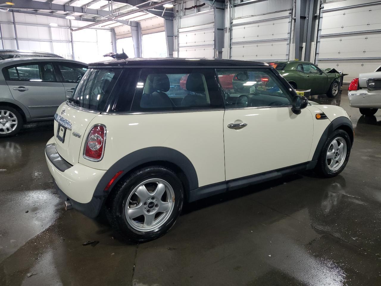 2011 Mini Cooper - Фото 3