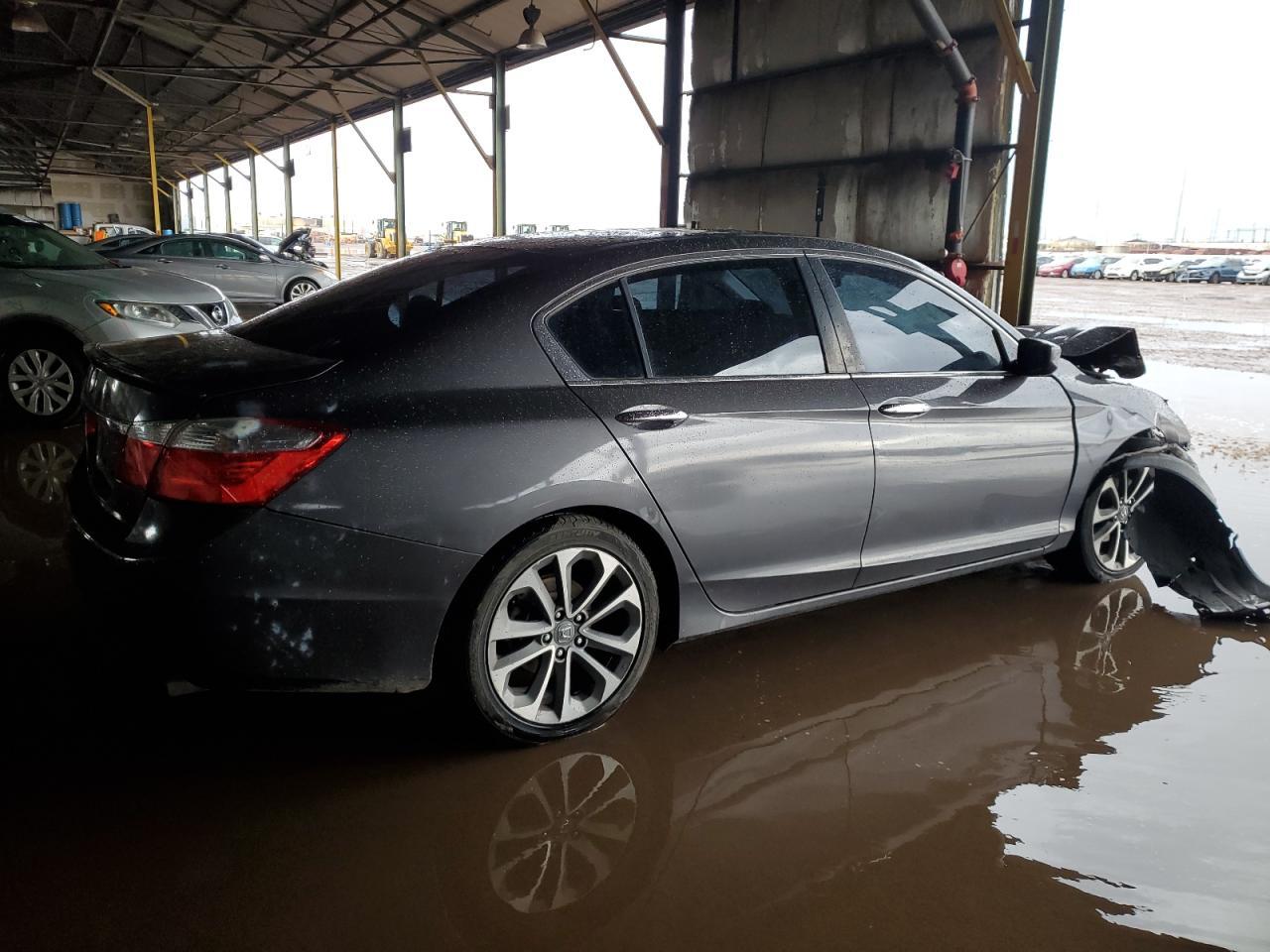2014 Honda Accord Sport - Image 3