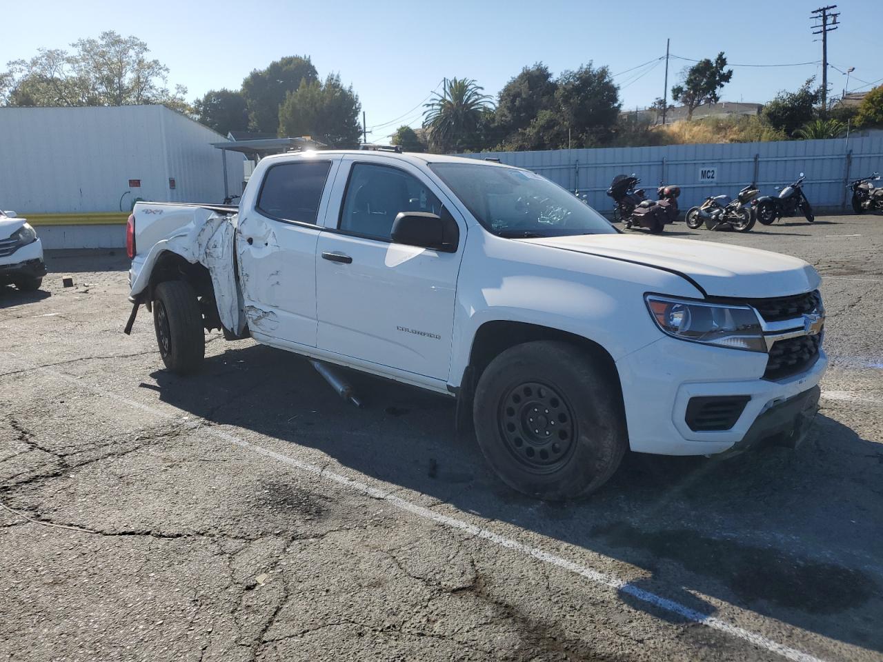 2022 Chevrolet Colorado - Image 4