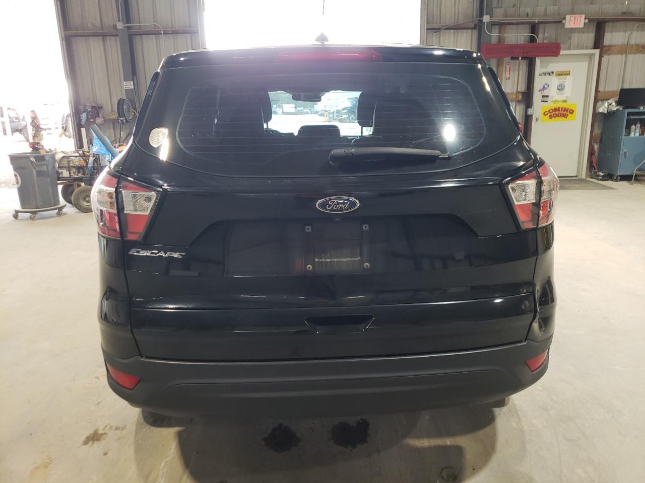 2018 Ford Escape S - Image 6