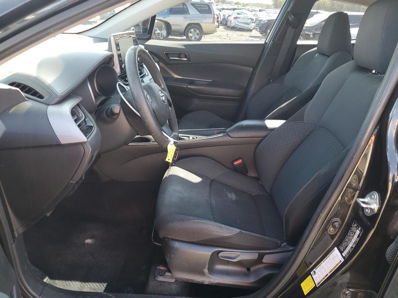 2021 Toyota C-Hr Xle - Image 7