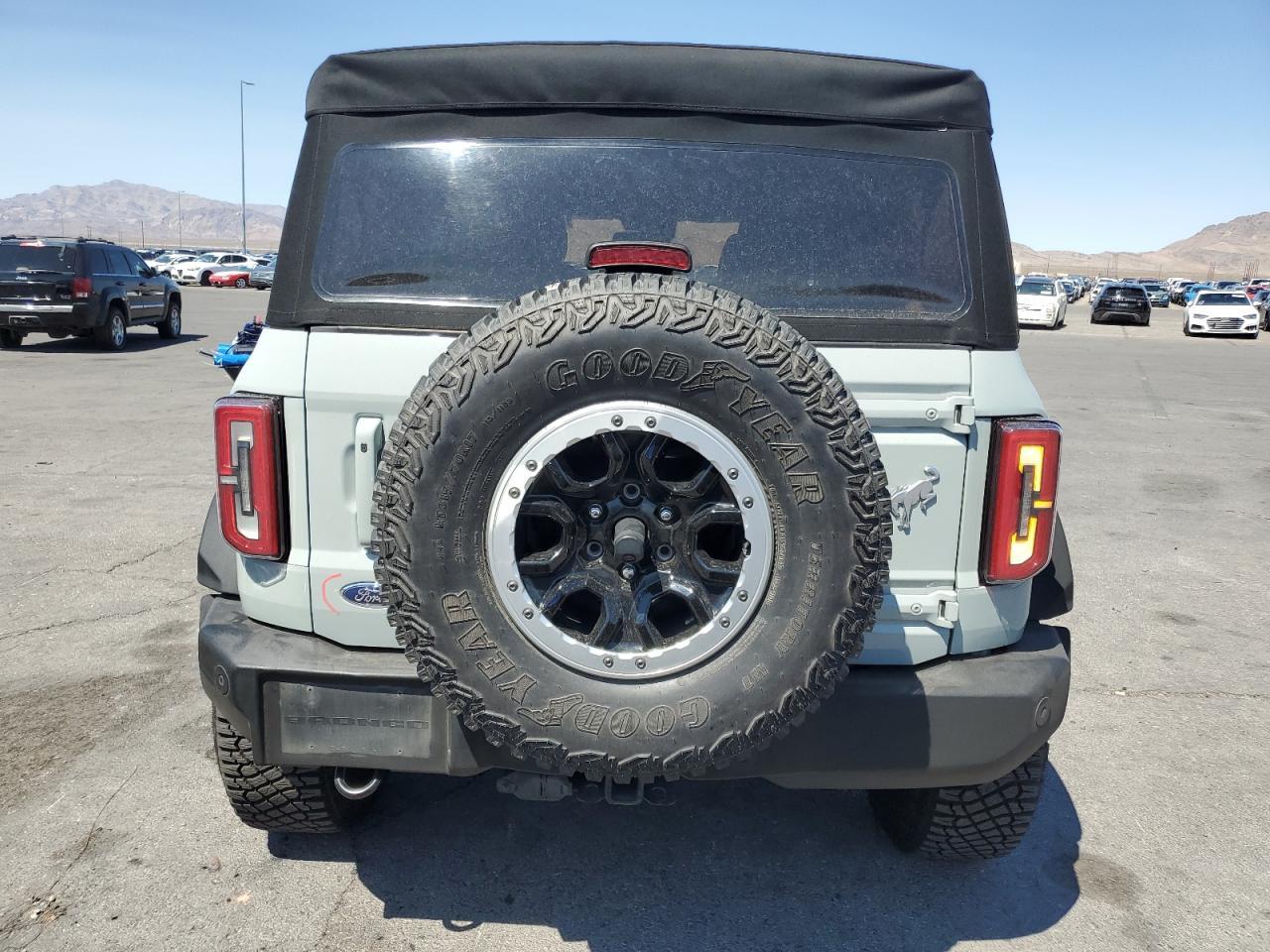 2021 Ford Bronco Base - Image 6