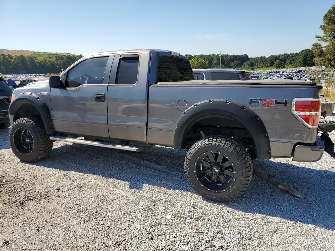 2009 Ford F150 Super Cab - Image 2