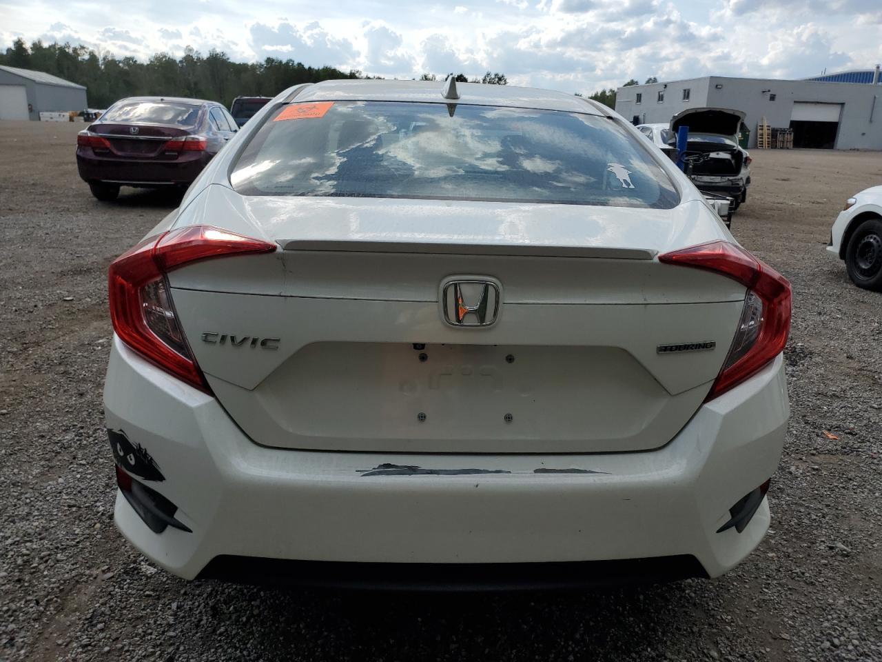 2016 Honda Civic Touring - Фото 6