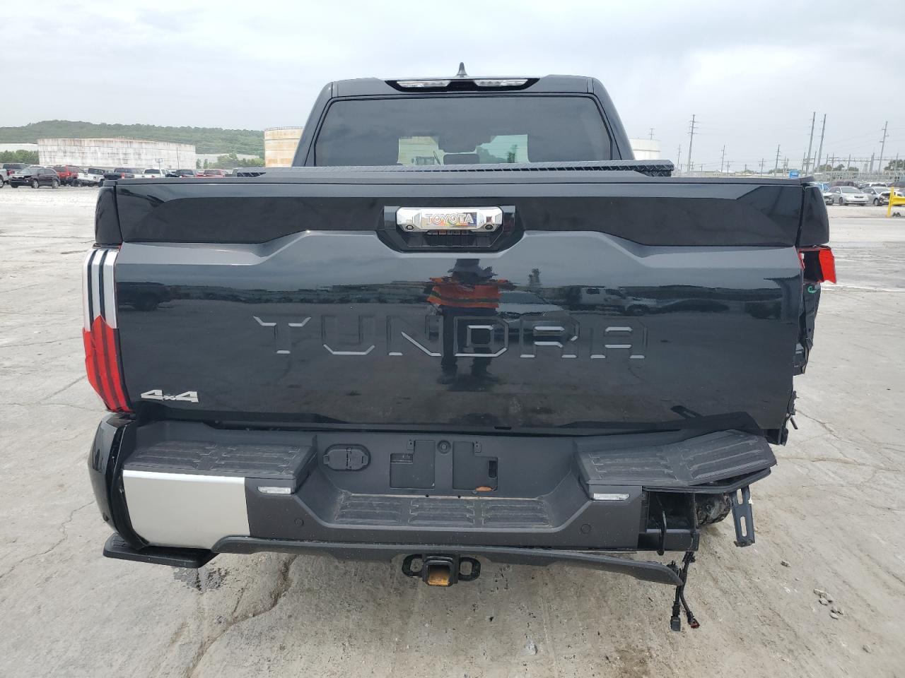 2025 Toyota Tundra Crewmax Limited - Фото 6