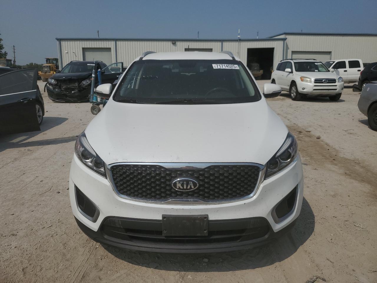 2017 Kia Sorento Lx - Image 5