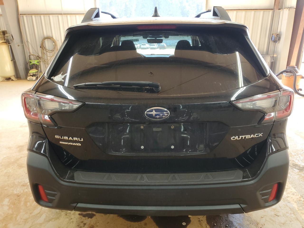 2020 Subaru Outback Premium - Image 6