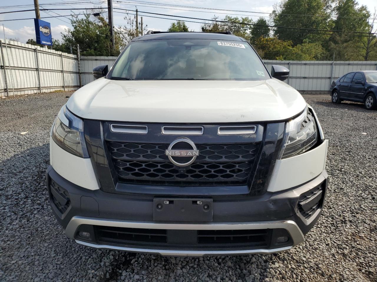 2023 Nissan Pathfinder Sv - Фото 5