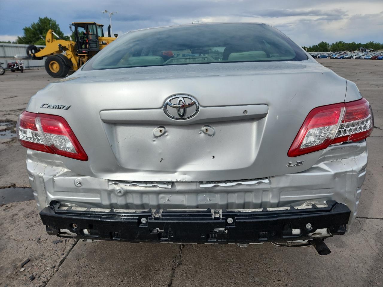 2011 Toyota Camry Base - Фото 6