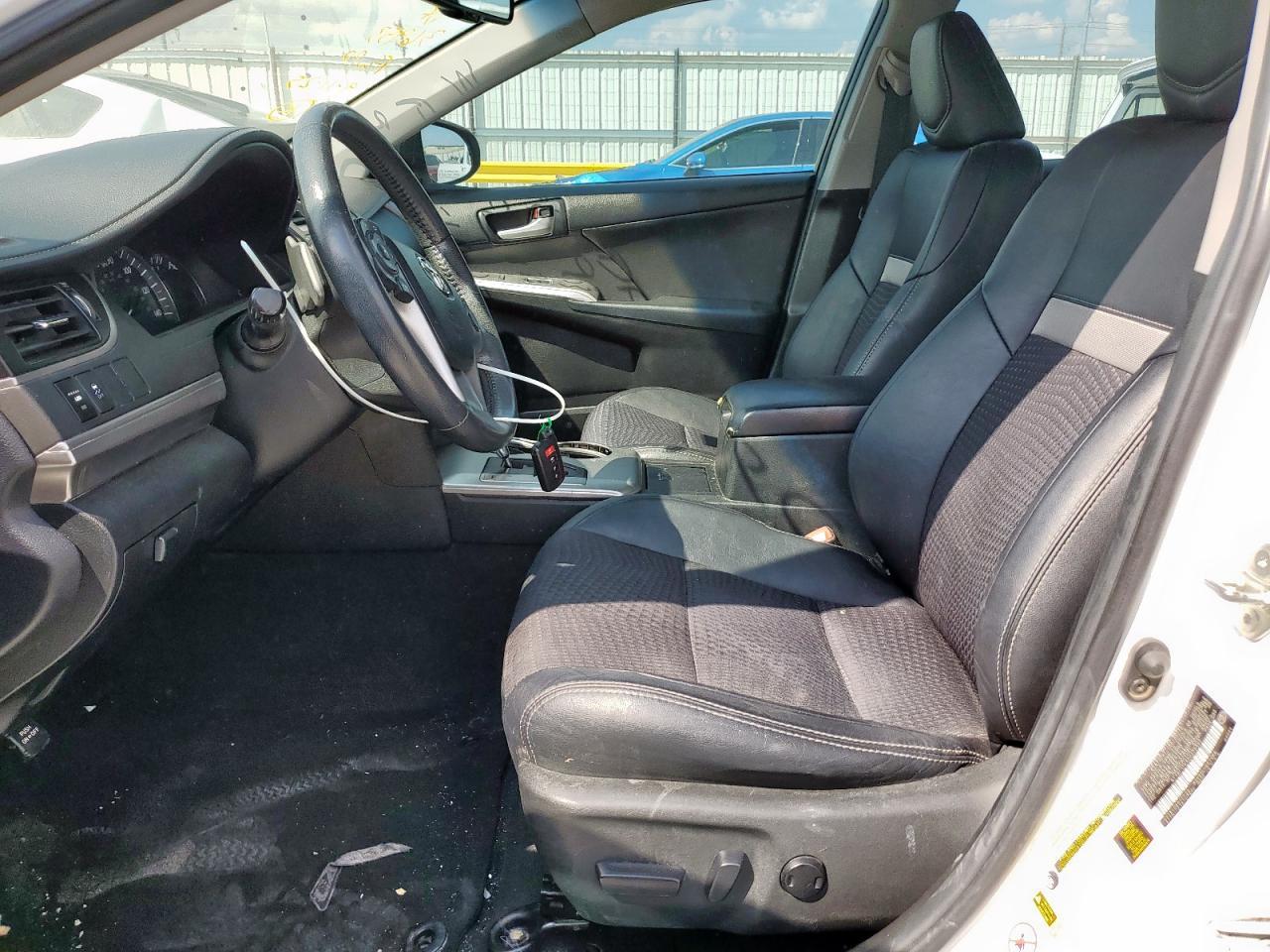 2013 Toyota Camry L - Фото 7