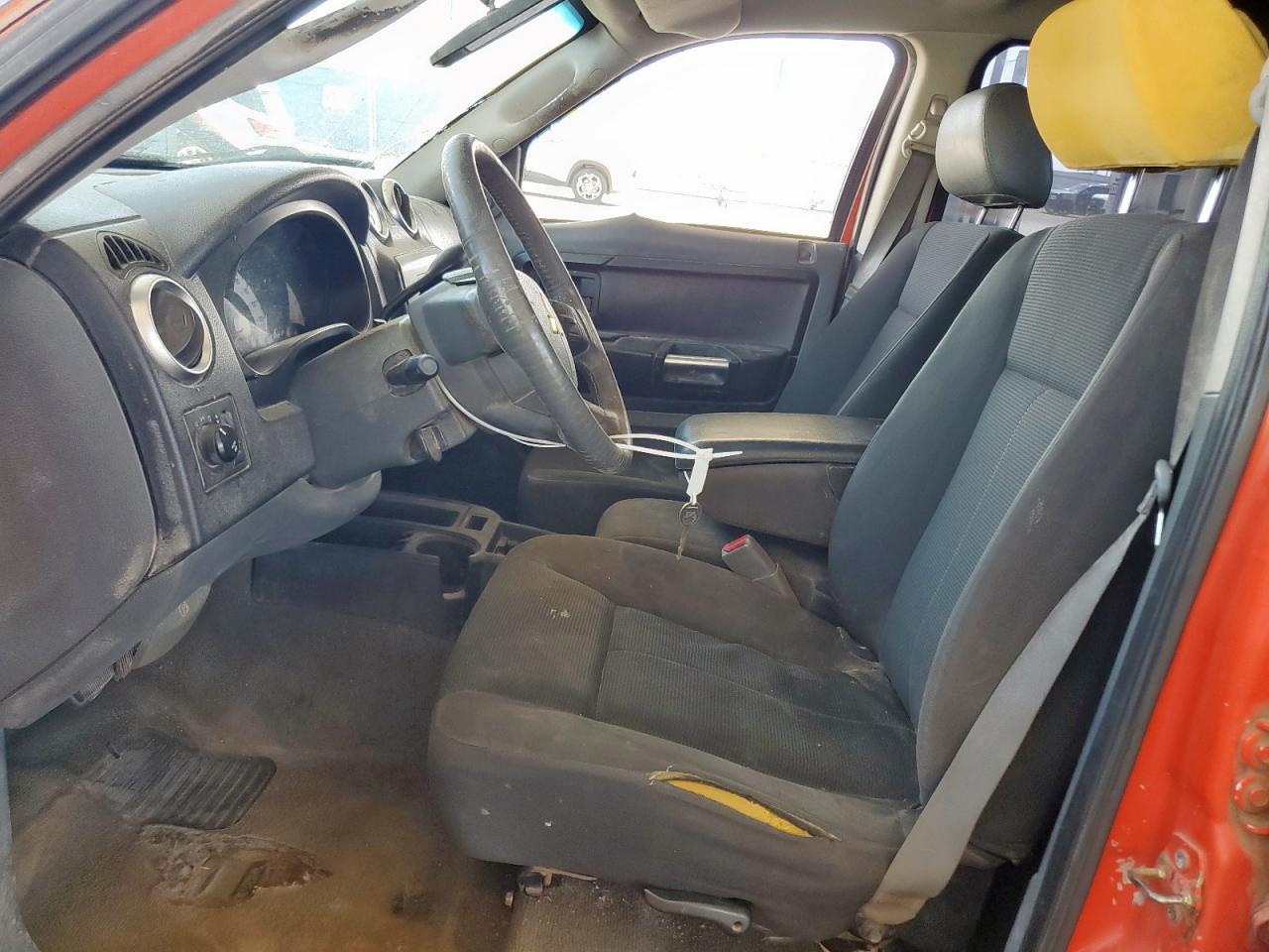 2006 Mitsubishi Raider Durocross - Фото 7