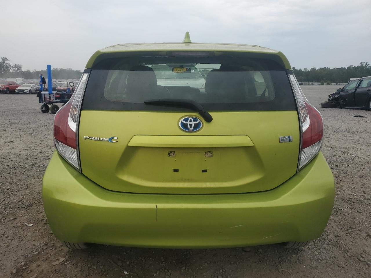 2016 Toyota Prius C - Фото 6