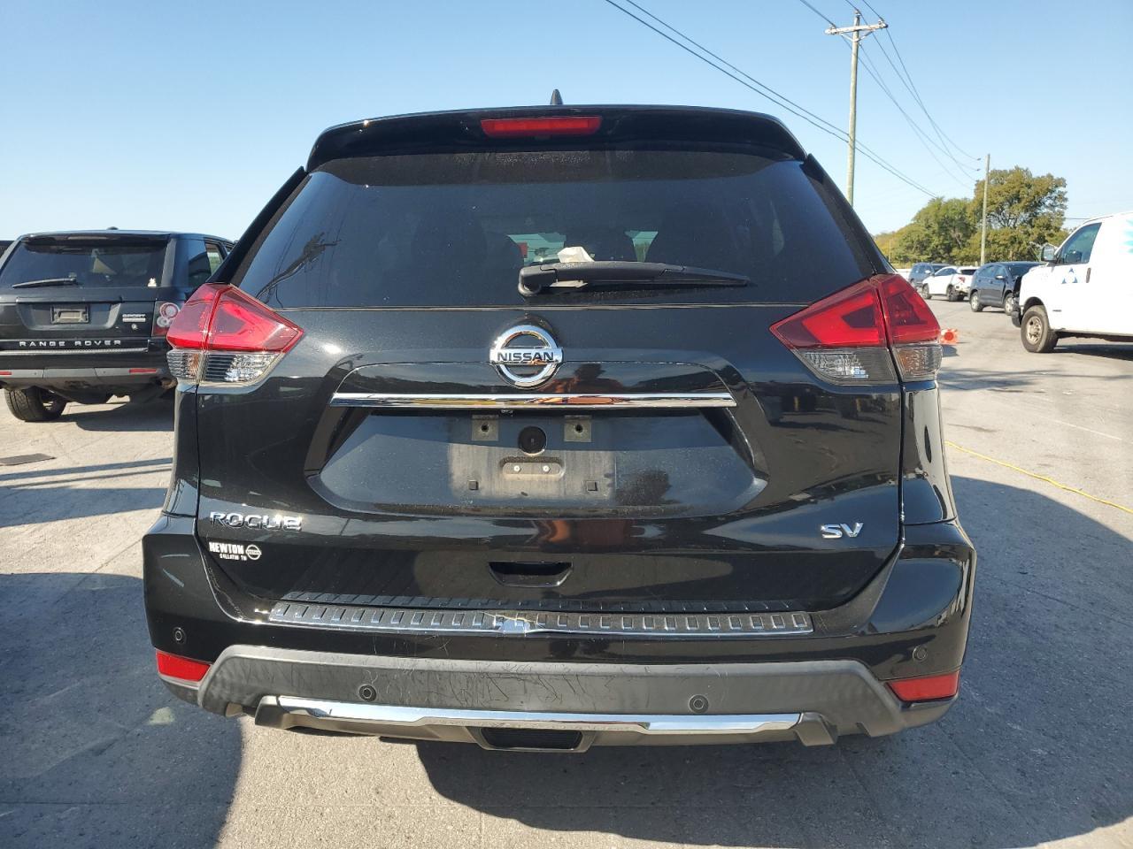 2020 Nissan Rogue S - Фото 6