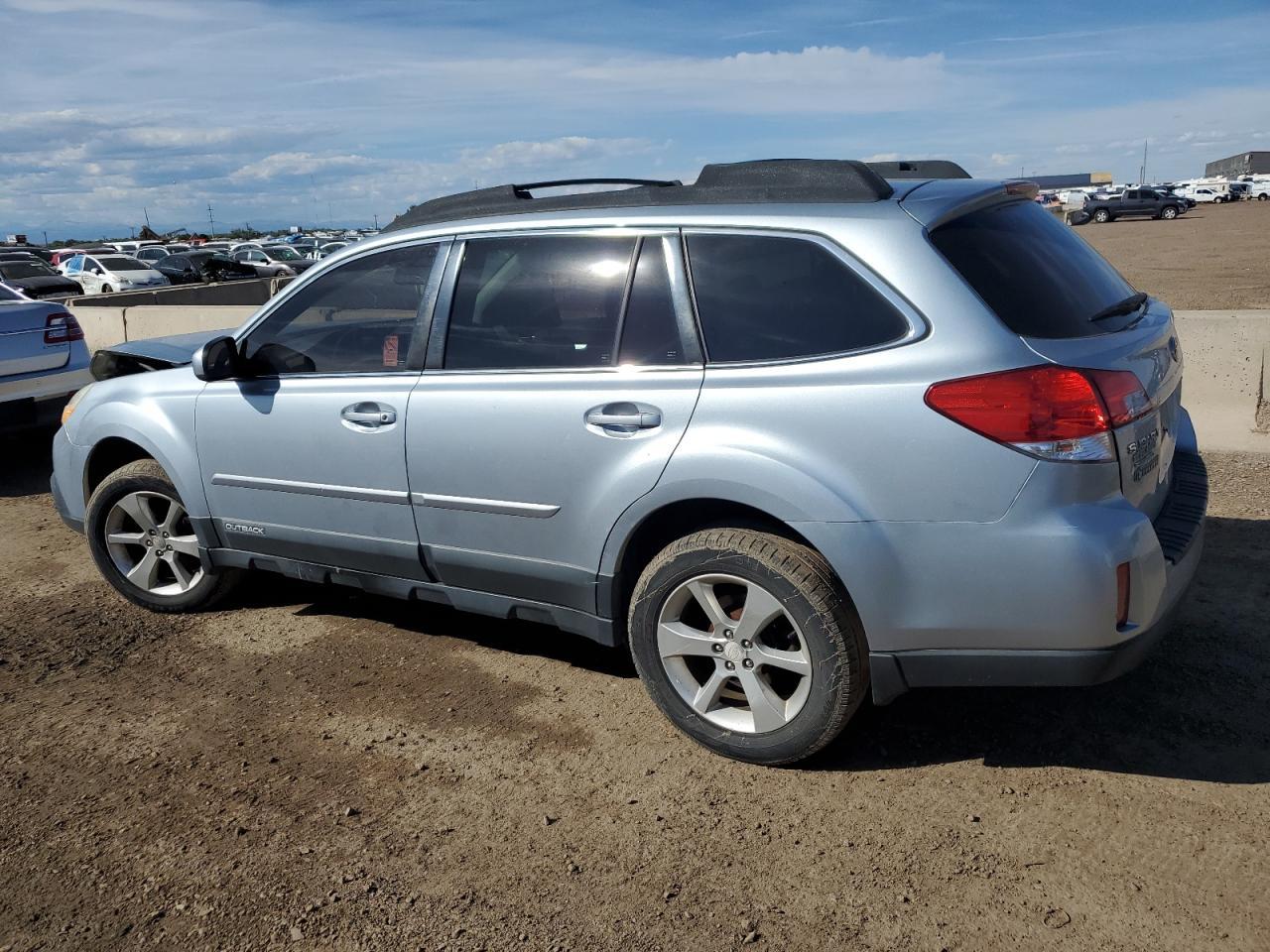2013 Subaru Outback 2.5I Premium - Image 2