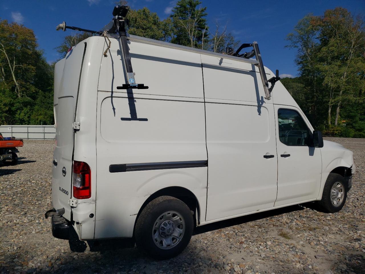 2020 Nissan Nv 2500 S - Image 3