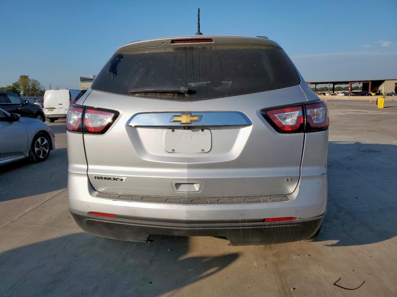2017 Chevrolet Traverse Lt - Фото 6