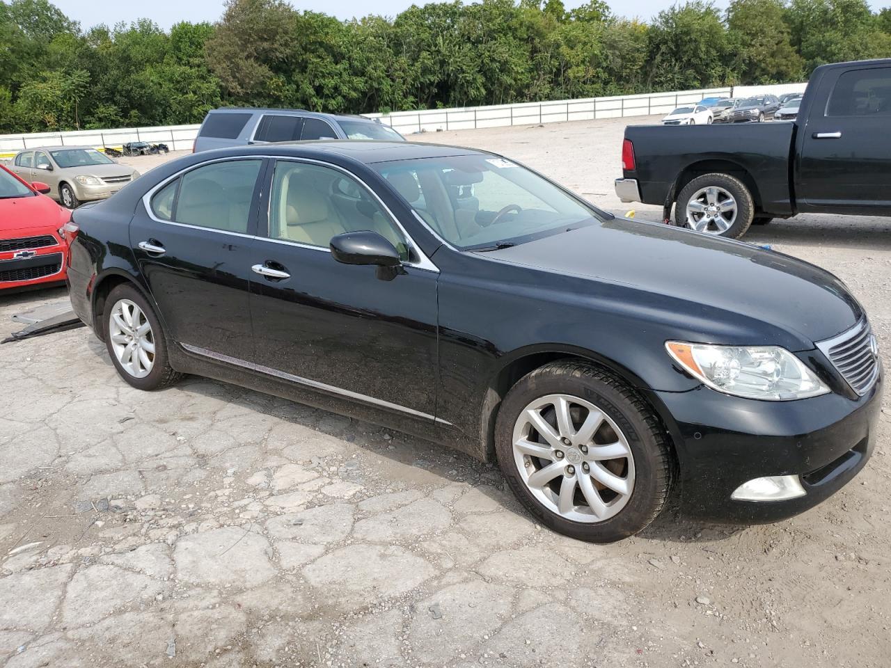 2007 Lexus Ls 460 - Image 4