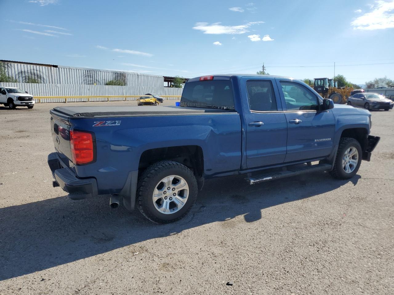 2017 Chevrolet Silverado K1500 Lt - Фото 3