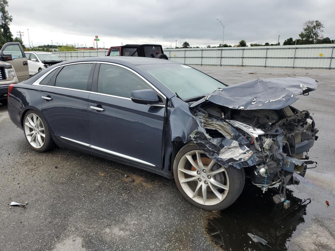 2013 Cadillac Xts Premium Collection - Image 4