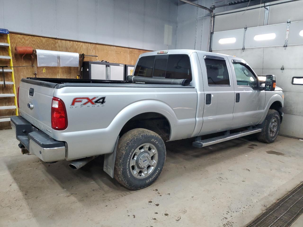 2014 Ford F250 Super Duty - Фото 3