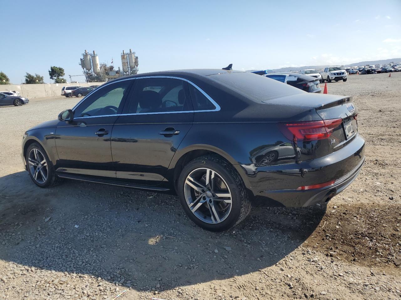 2018 Audi A4 Premium Plus - Фото 2