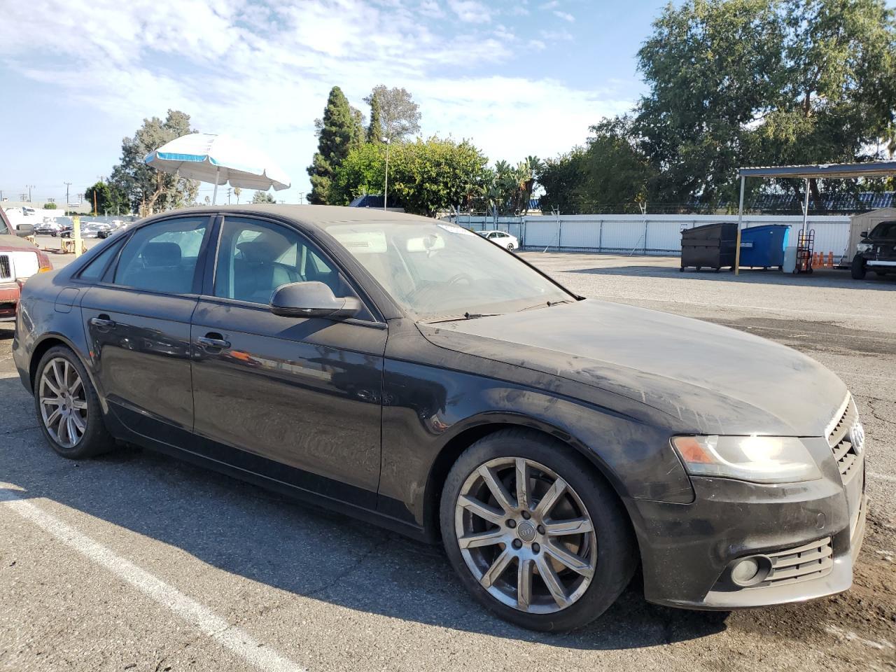 2010 Audi A4 Premium - Фото 4