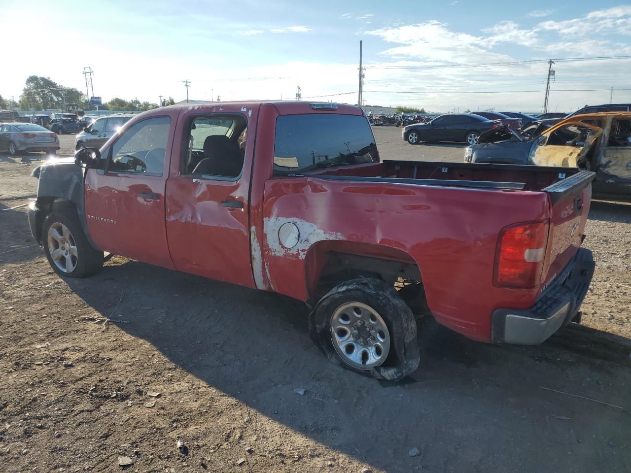 2008 Chevrolet Silverado C1500 - Image 2