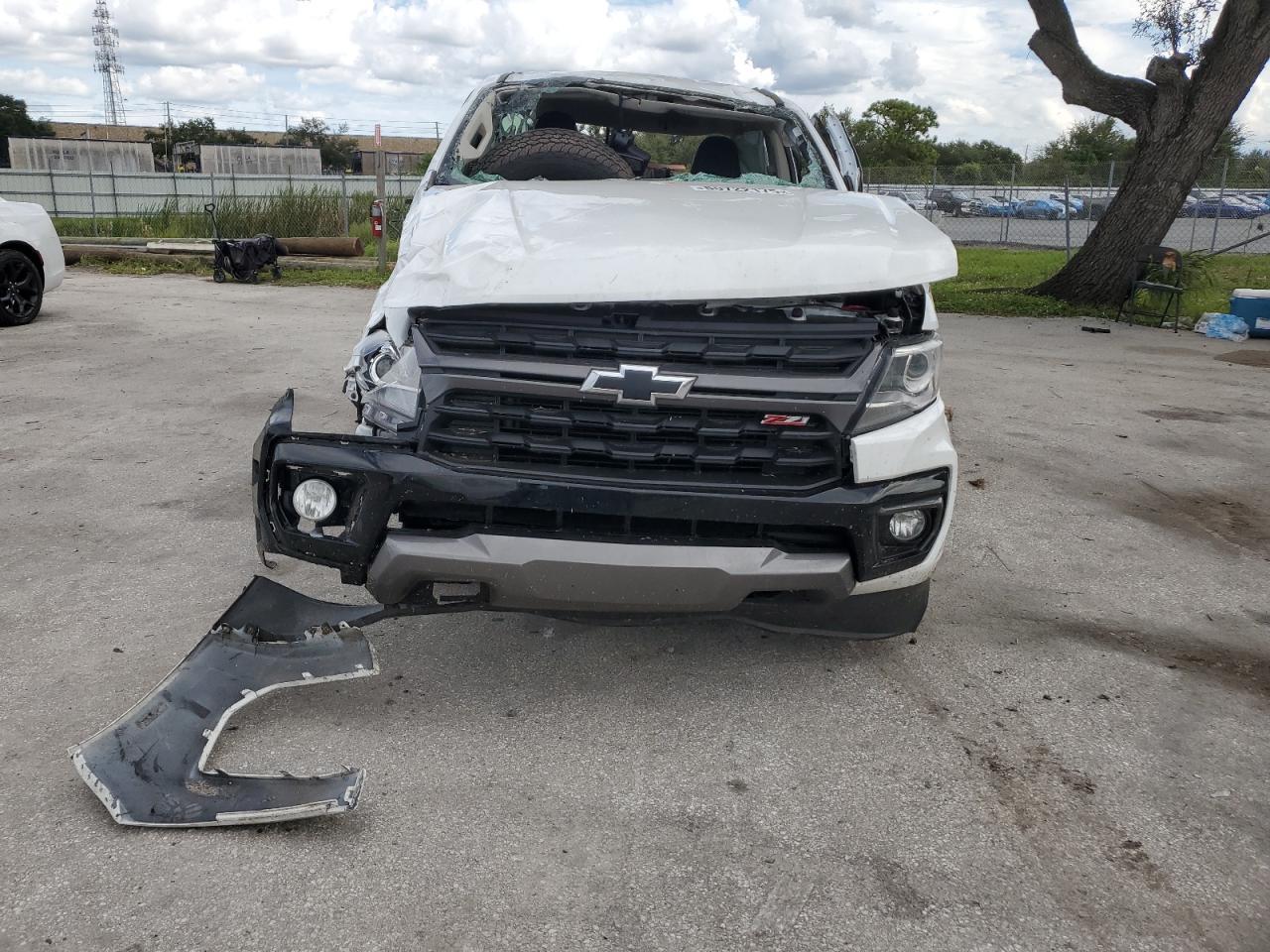 2022 Chevrolet Colorado Z71 - Image 5