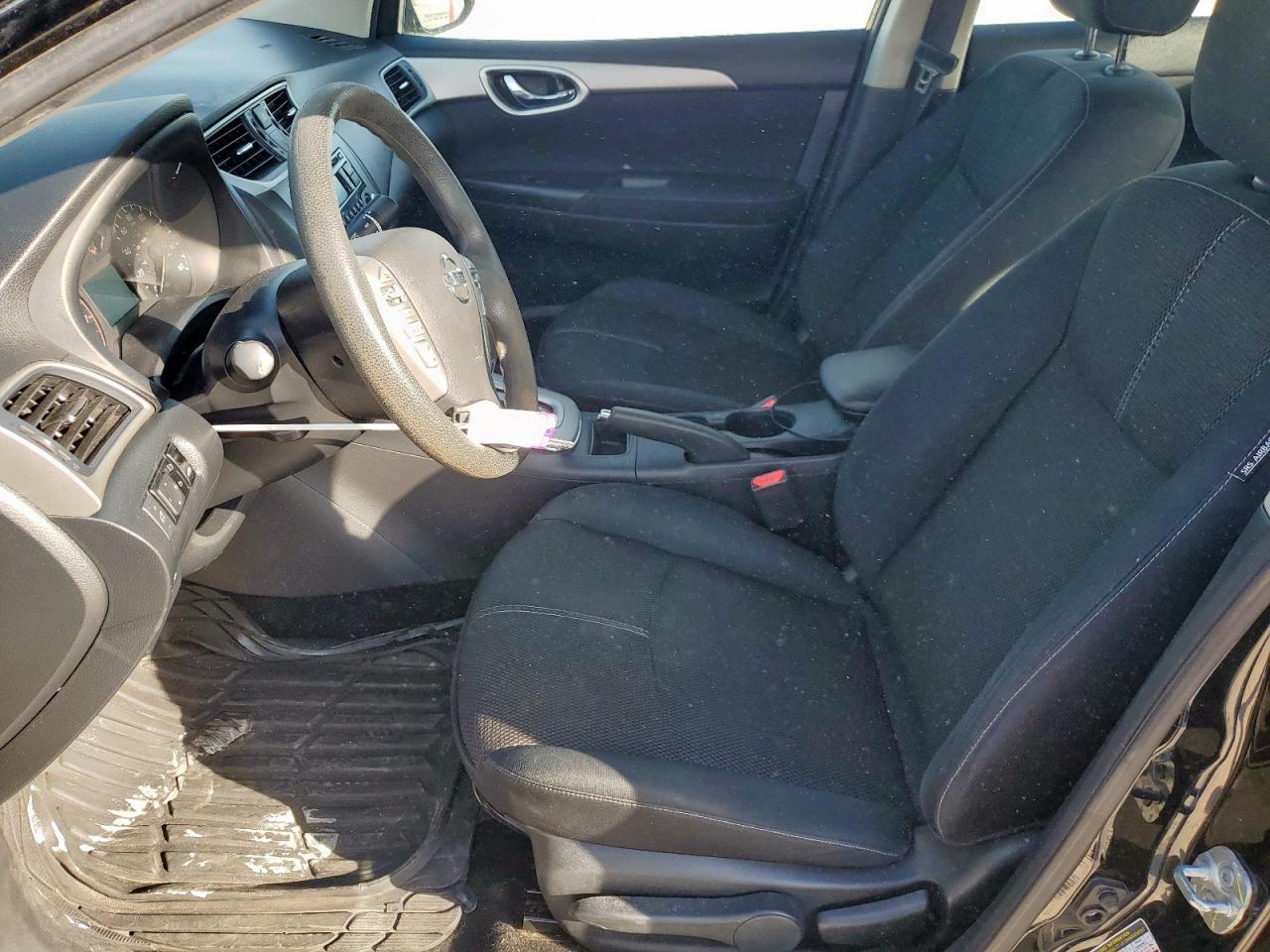 2015 Nissan Sentra S - Фото 7