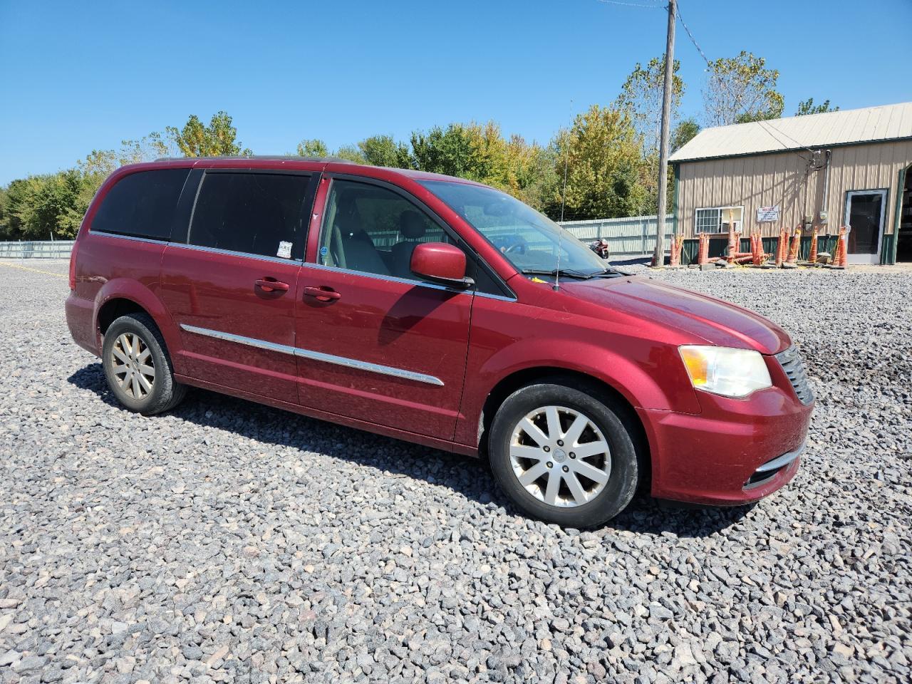 2014 Chrysler Town & Country Touring - Image 4