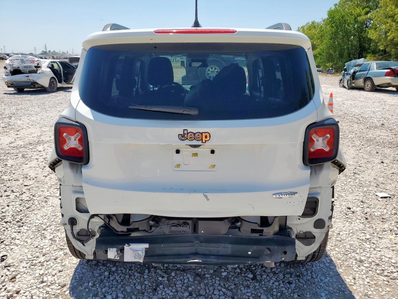 2016 Jeep Renegade Latitude - Фото 6