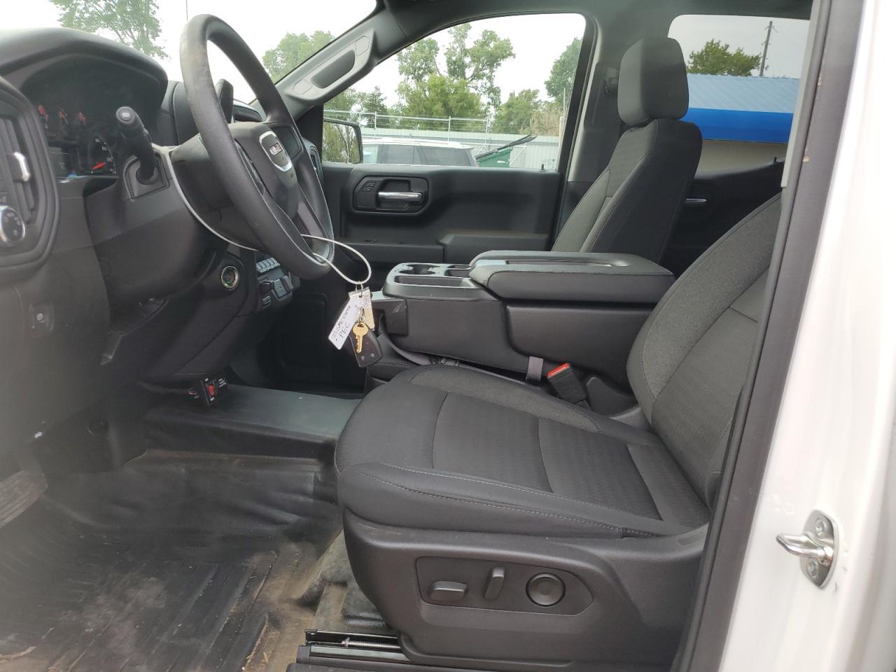 2026 GMC Sierra K1500 - Image 7