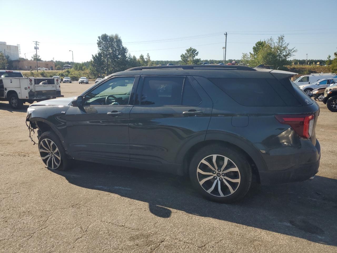 2023 Ford Explorer St-Line - Фото 2