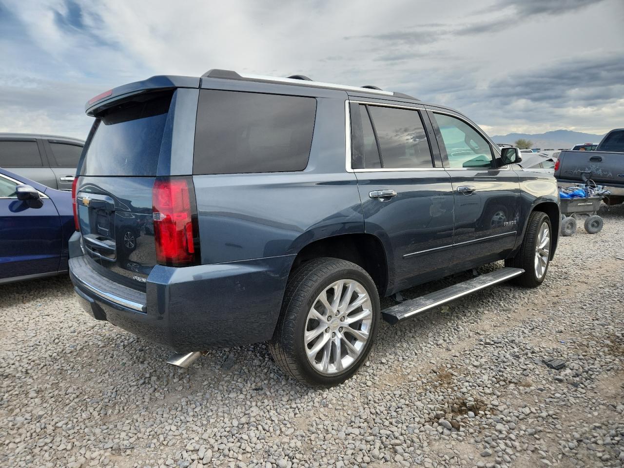 2019 Chevrolet Tahoe K1500 Premier - Image 3