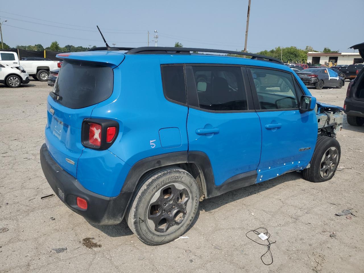2015 Jeep Renegade Latitude - Фото 3