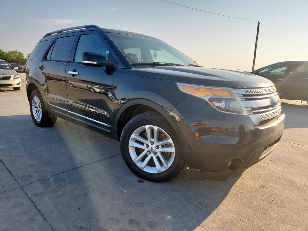 2014 Ford Explorer Xlt - Image 4