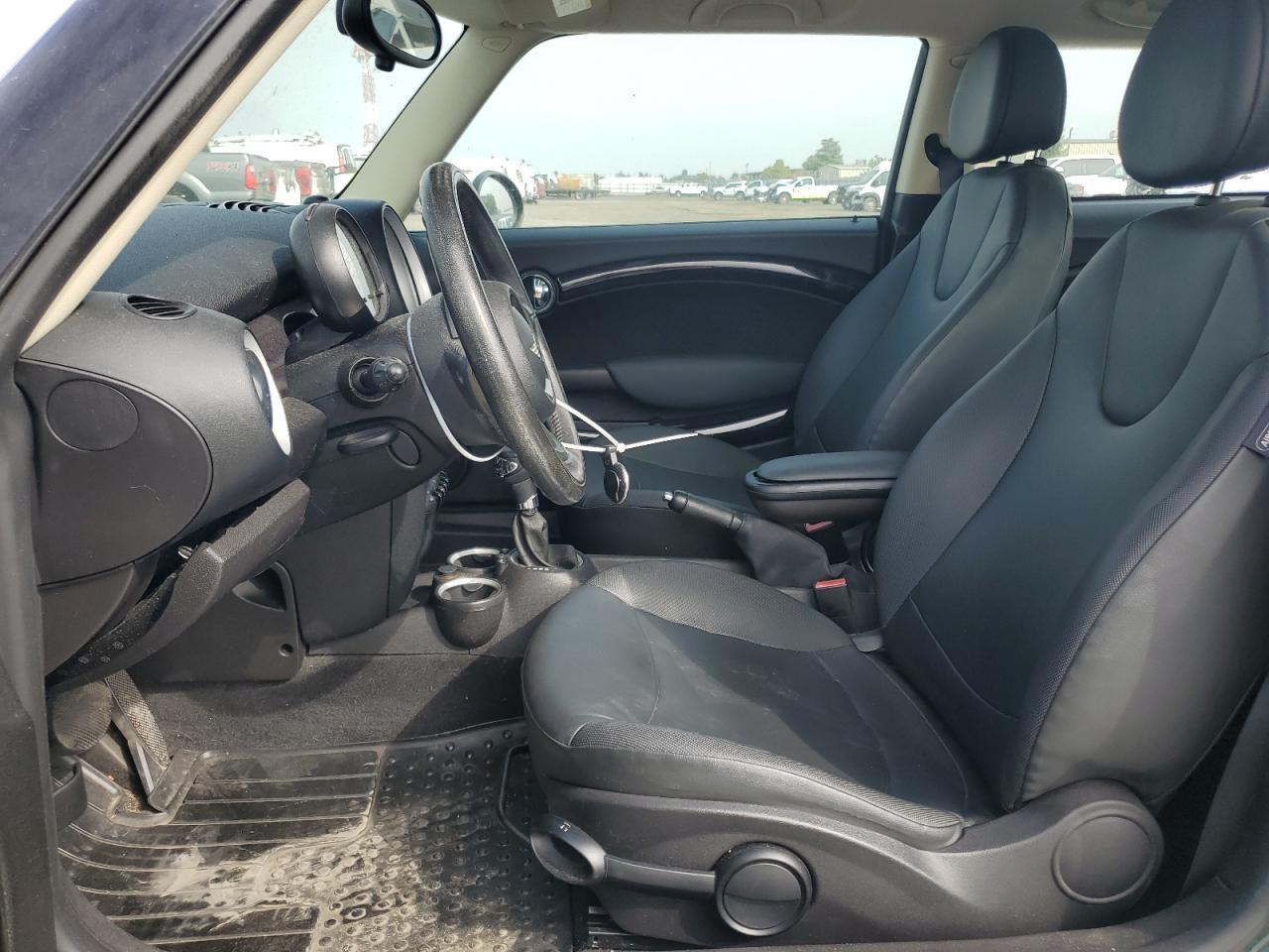 2011 Mini Cooper - Фото 7