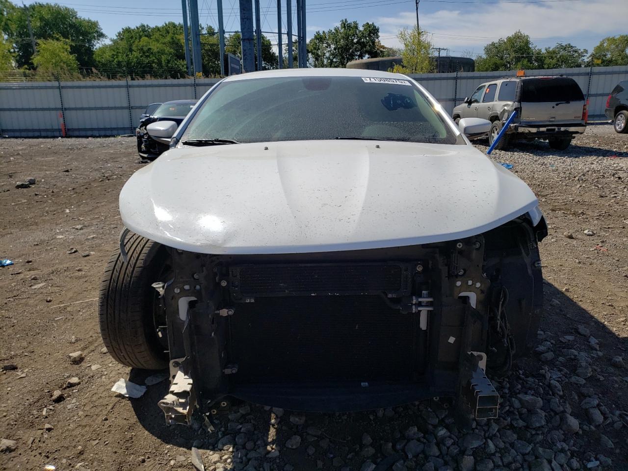 2015 Chrysler 200 Limited - Фото 5