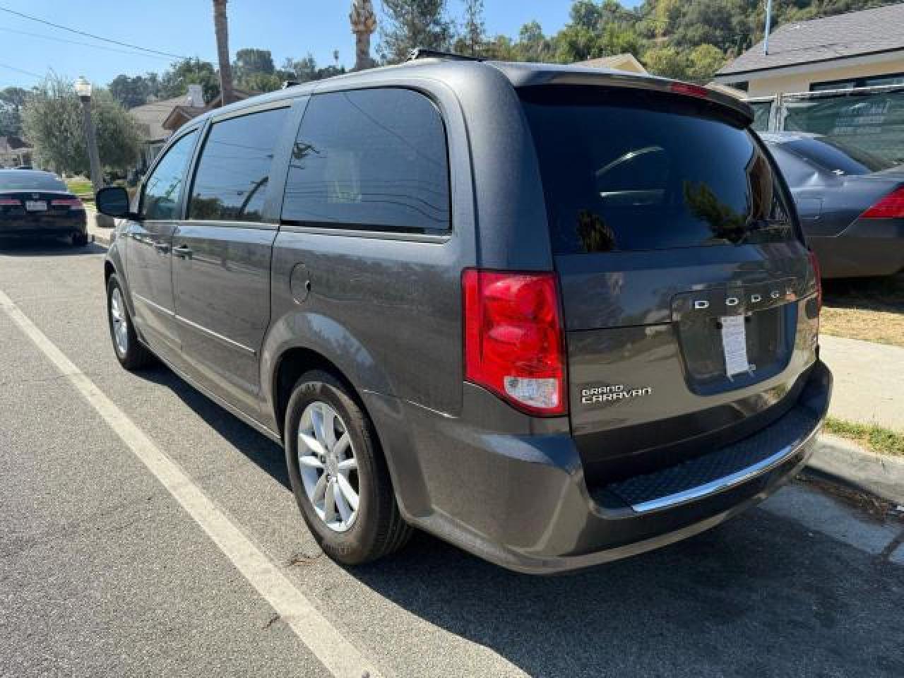 2016 Dodge Grand Caravan Sxt - Фото 3